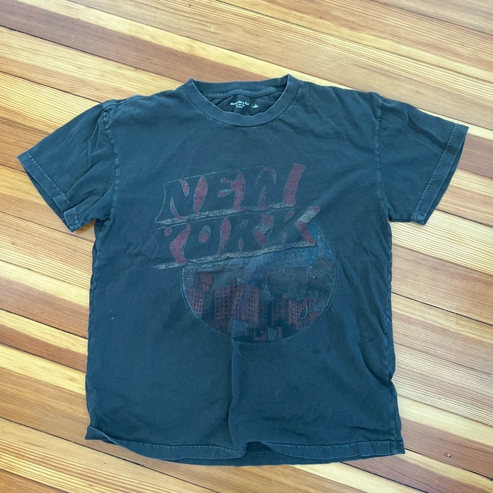 Large NEW YORK t shirt Abercrombie